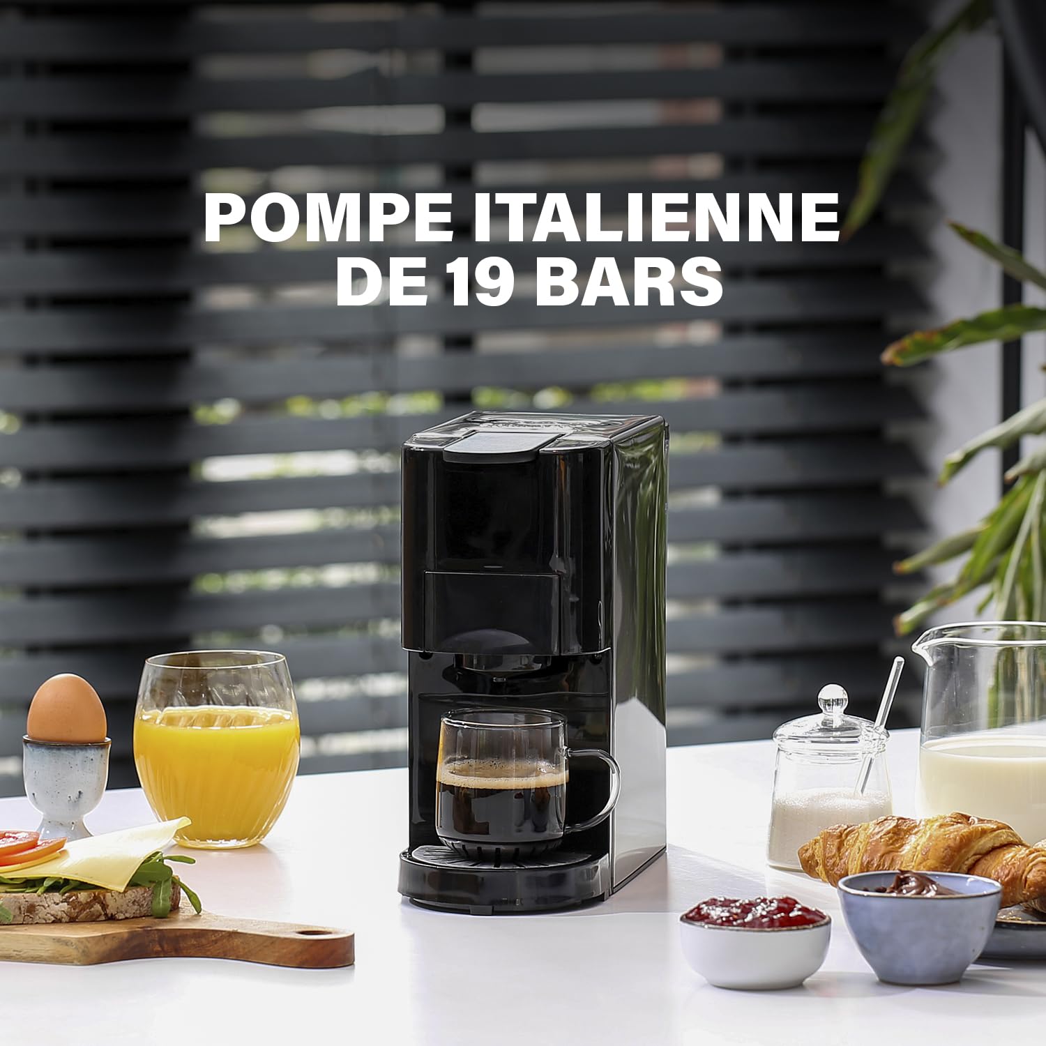 Machine à café multi-capsules 4 en 1 – Capsules, dosettes, café moulu – 800 ml – 1450 W – Noir et argent