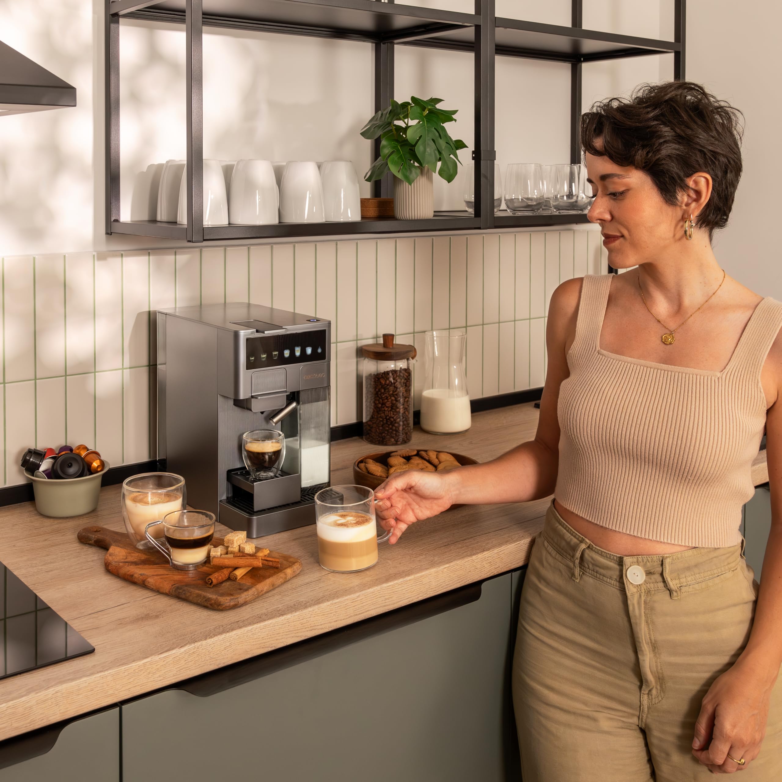 Cafetières à Capsules FreeStyle Latte T. Cafetière multifonctionnelle,1350 W avec réservoir de 400 ml